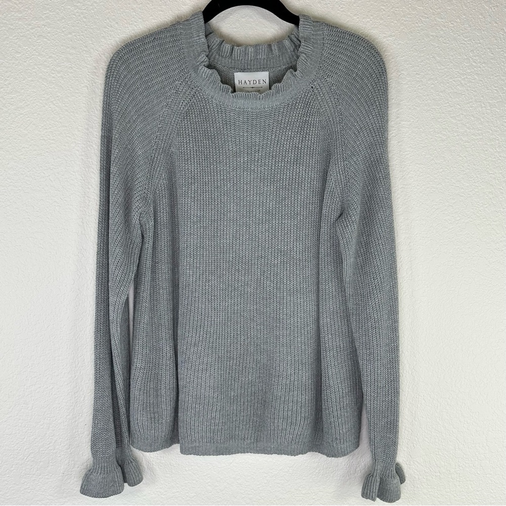 Hayden Gray Knit‎ Ruffle Mock Neck & Cuff Sweater Large